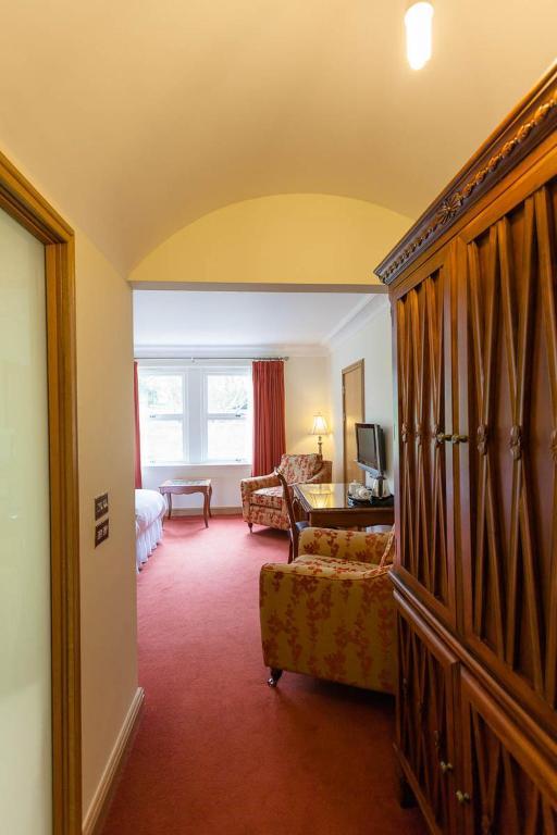 Woodland House Hotel Dumfries Exteriör bild